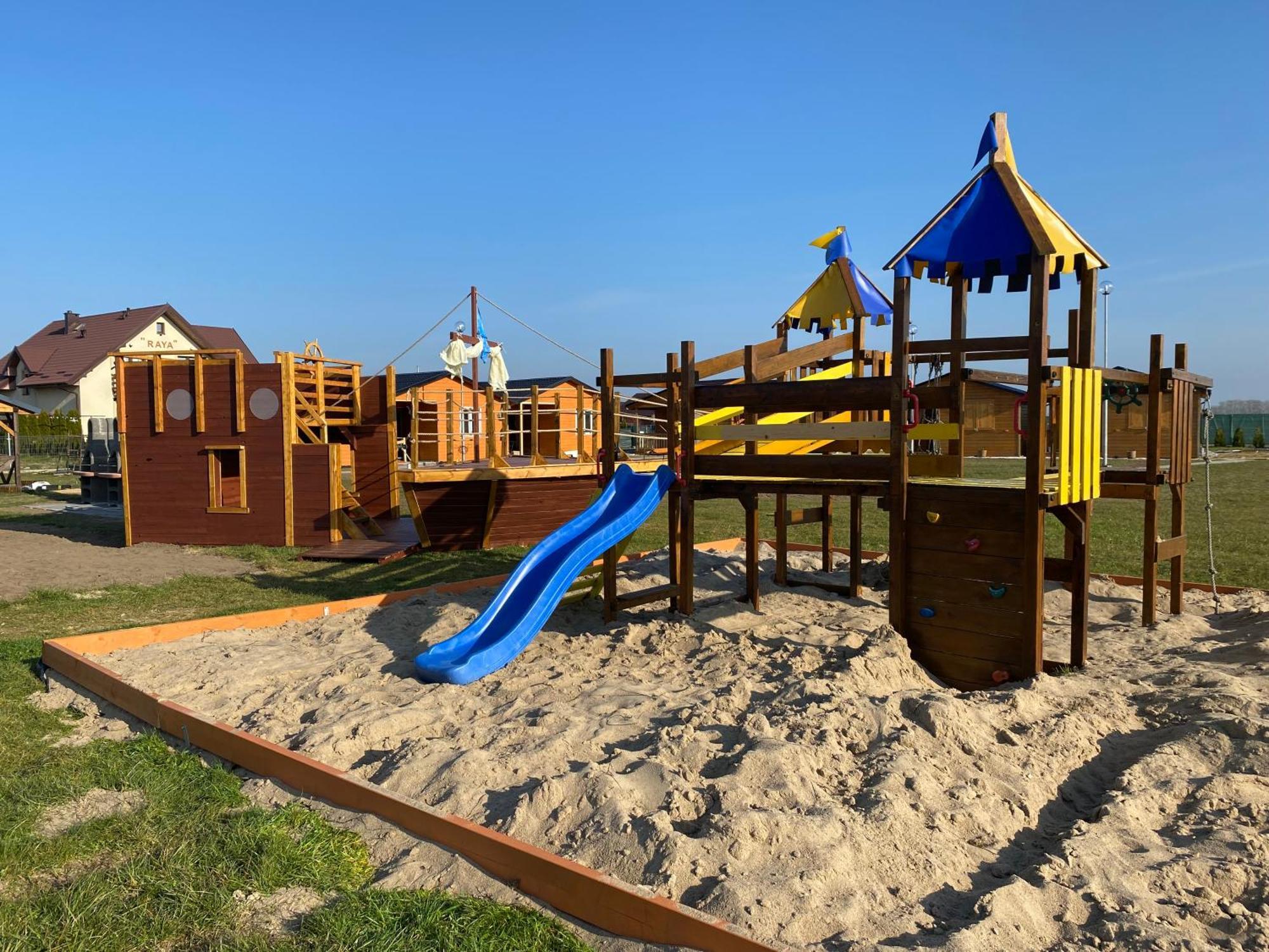 Pirat Gaski Exterior photo